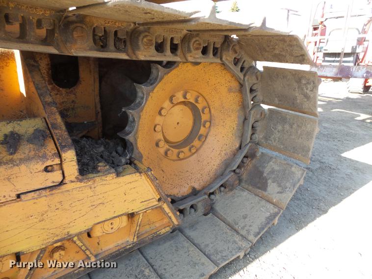 image for item DW9719 1998 Case 850G dozer