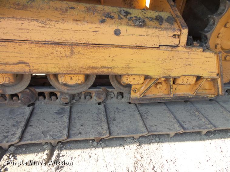 image for item DW9719 1998 Case 850G dozer