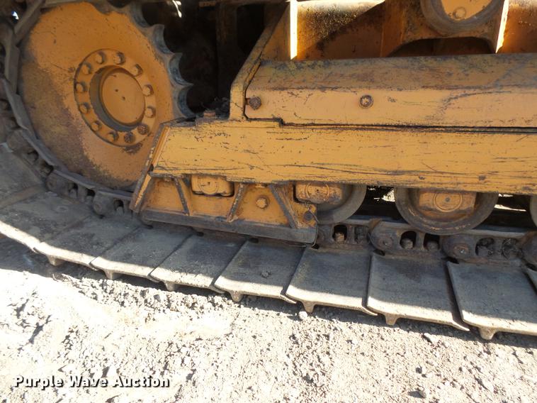 image for item DW9719 1998 Case 850G dozer