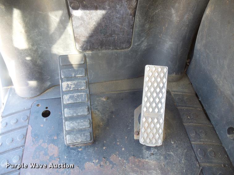 image for item DW9720 Terex TH644C telehandler