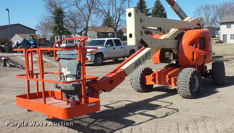 image for item DW9721 1991 JLG 450A boom lift