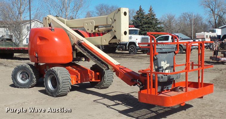 image for item DW9721 1991 JLG 450A boom lift