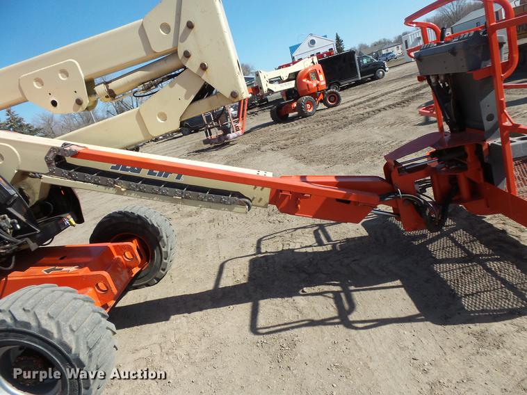 image for item DW9721 1991 JLG 450A boom lift