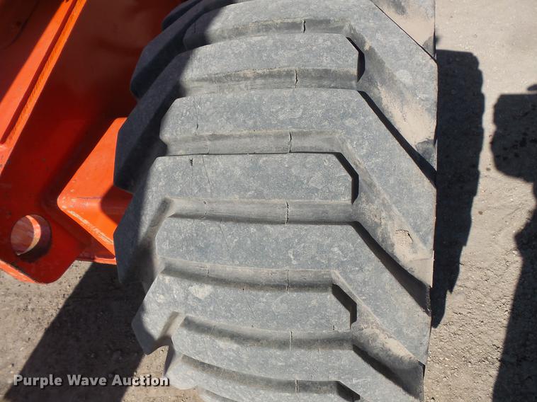 image for item DW9721 1991 JLG 450A boom lift