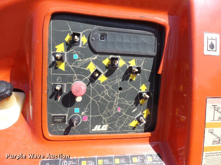 image for item DW9722 2000 JLG 450AJ boom lift