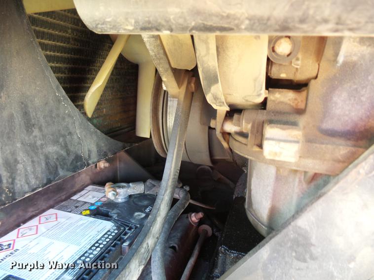 image for item DW9722 2000 JLG 450AJ boom lift