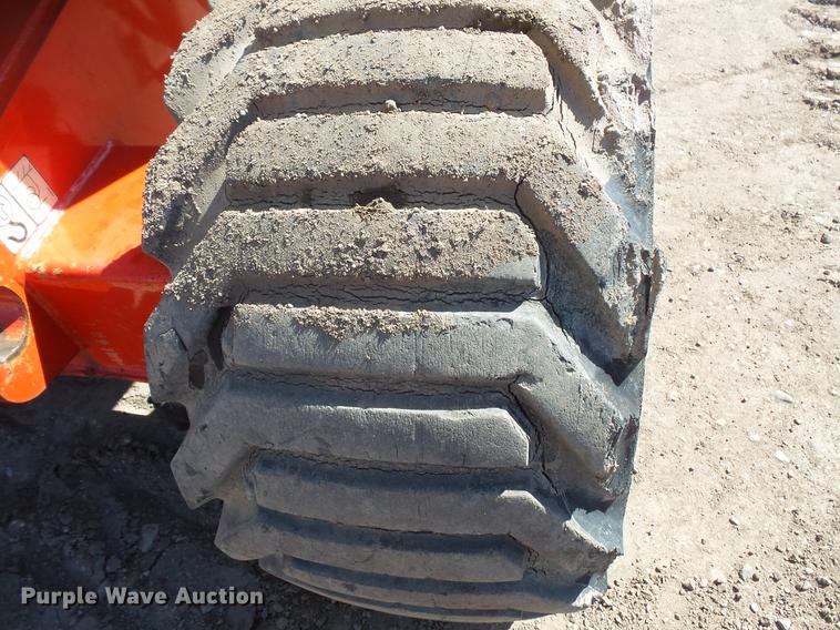 image for item DW9722 2000 JLG 450AJ boom lift