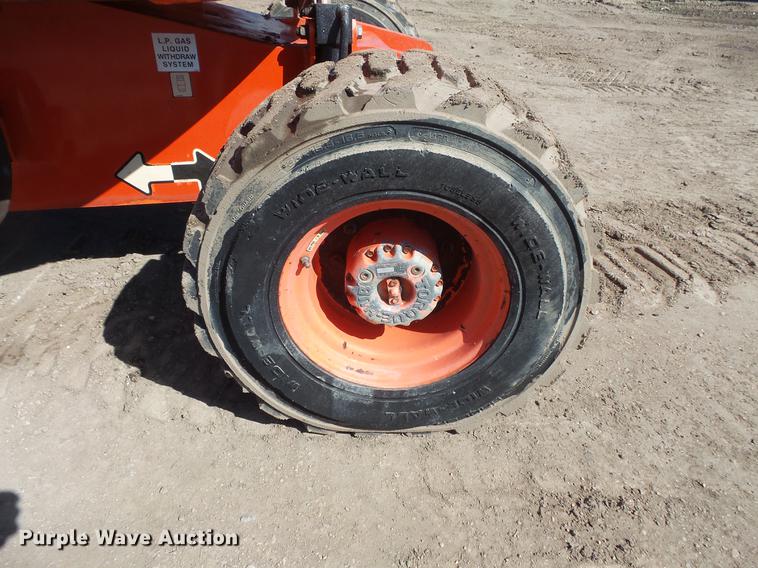 image for item DW9722 2000 JLG 450AJ boom lift