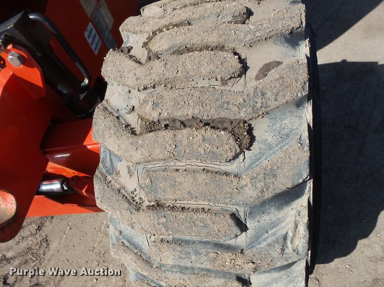 image for item DW9722 2000 JLG 450AJ boom lift