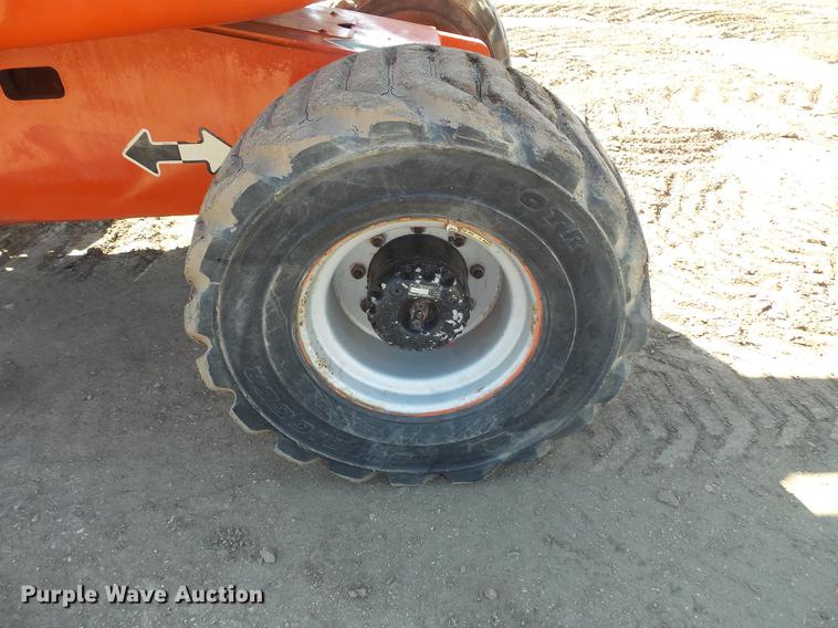 image for item DW9722 2000 JLG 450AJ boom lift