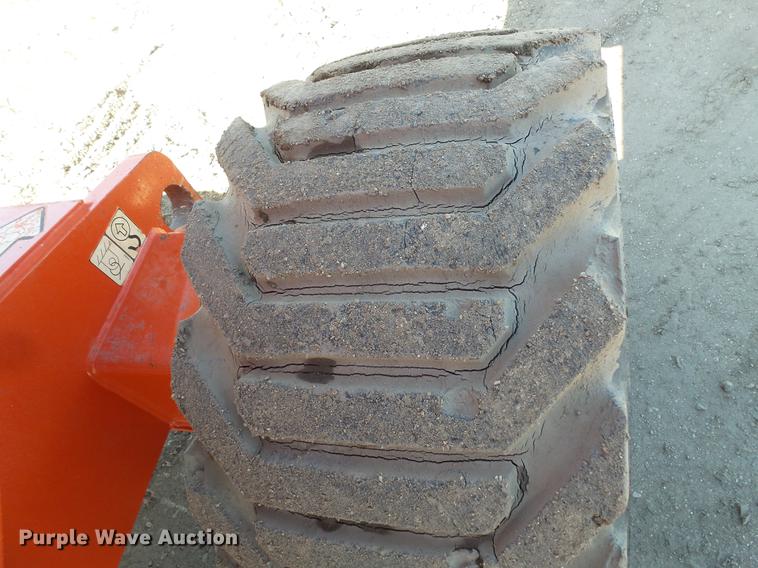 image for item DW9722 2000 JLG 450AJ boom lift