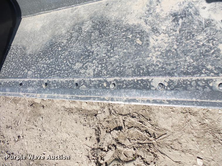 image for item DW9723 2015 New Holland L228 skid steer