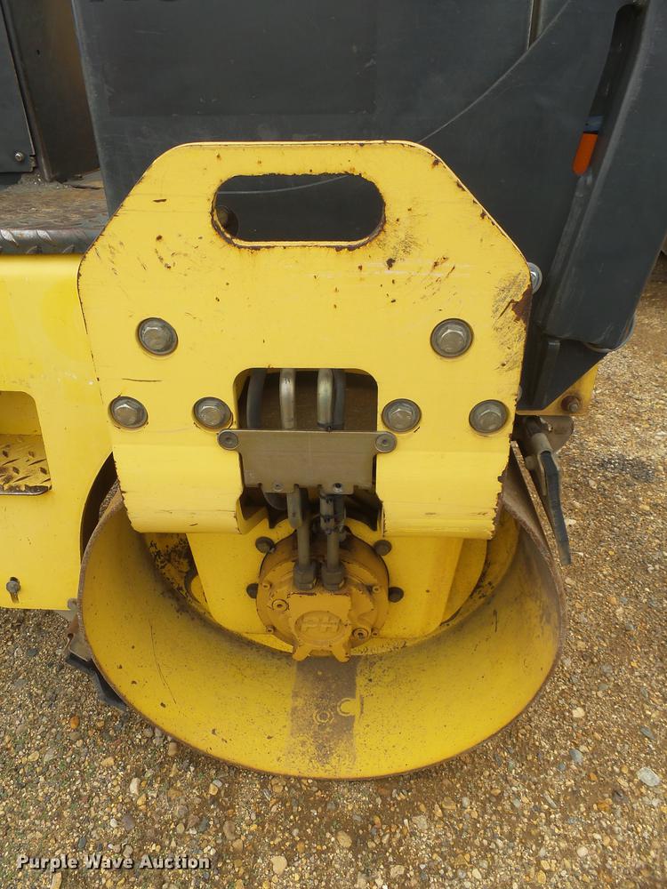 image for item DX9095 2001 Bomag BW120AD-3 double drum vibratory roller