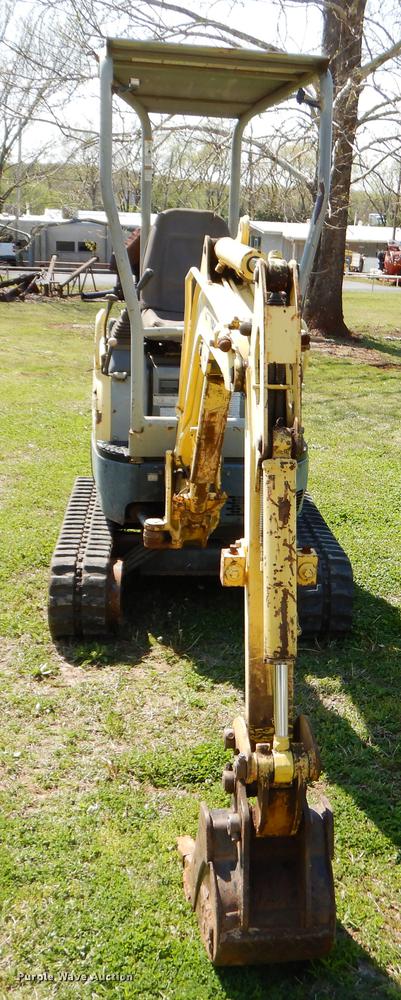 image for item EI9062 Yanmar ViO15 mini excavator