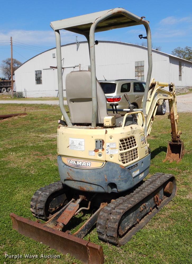 image for item EI9062 Yanmar ViO15 mini excavator