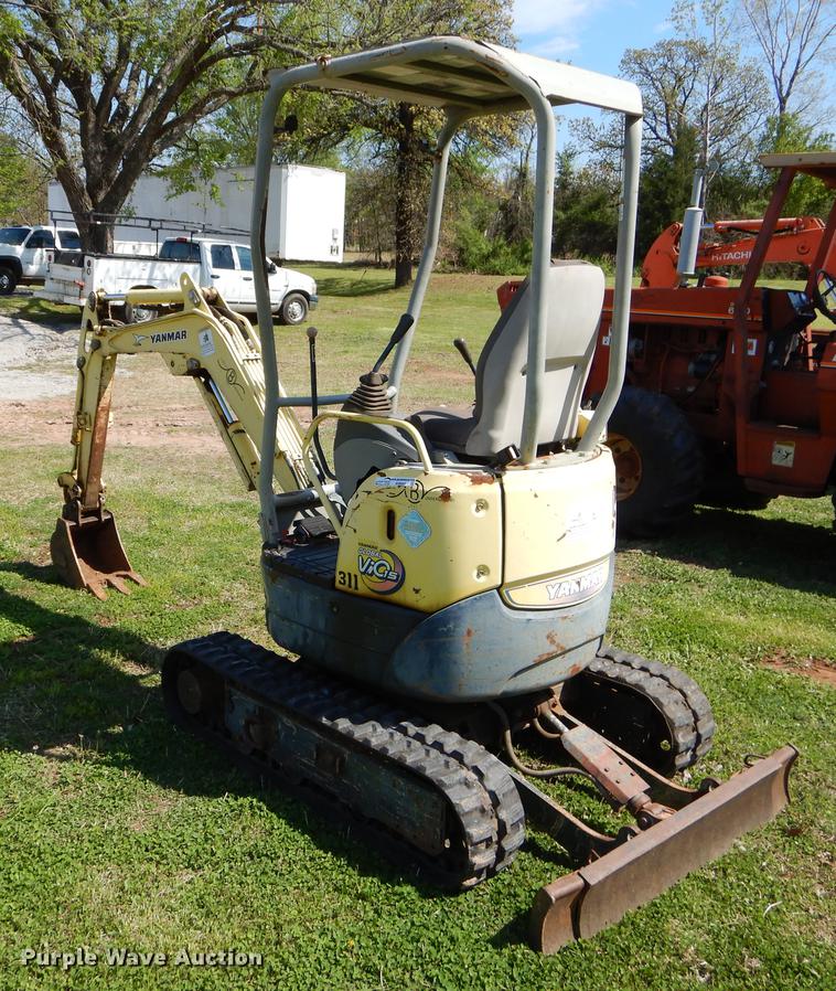 image for item EI9062 Yanmar ViO15 mini excavator
