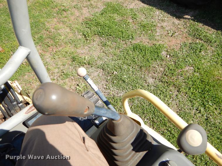 image for item EI9062 Yanmar ViO15 mini excavator