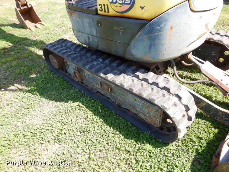 image for item EI9062 Yanmar ViO15 mini excavator