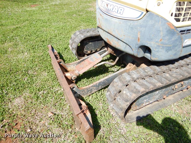 image for item EI9062 Yanmar ViO15 mini excavator