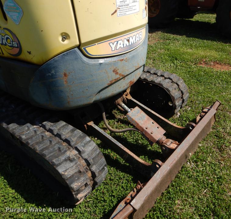 image for item EI9062 Yanmar ViO15 mini excavator