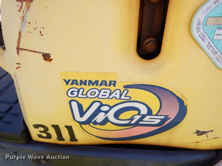 image for item EI9062 Yanmar ViO15 mini excavator