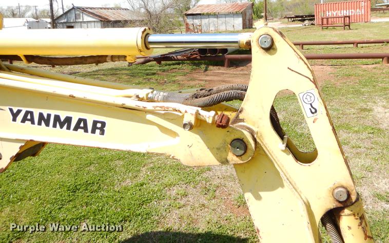 image for item EI9062 Yanmar ViO15 mini excavator