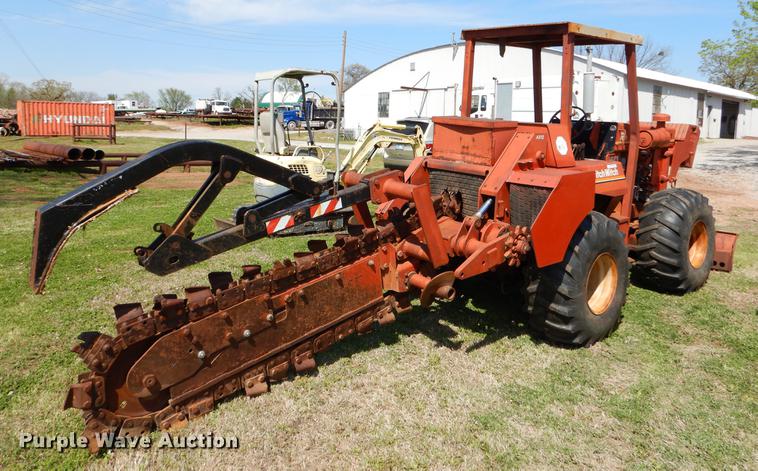 image for item EI9063 Ditch Witch 6510DD trencher