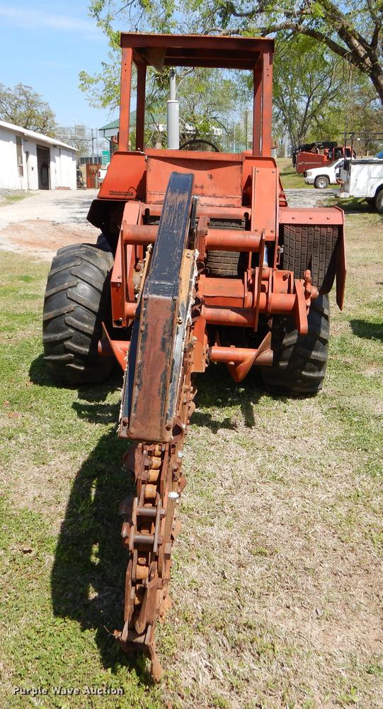 image for item EI9063 Ditch Witch 6510DD trencher