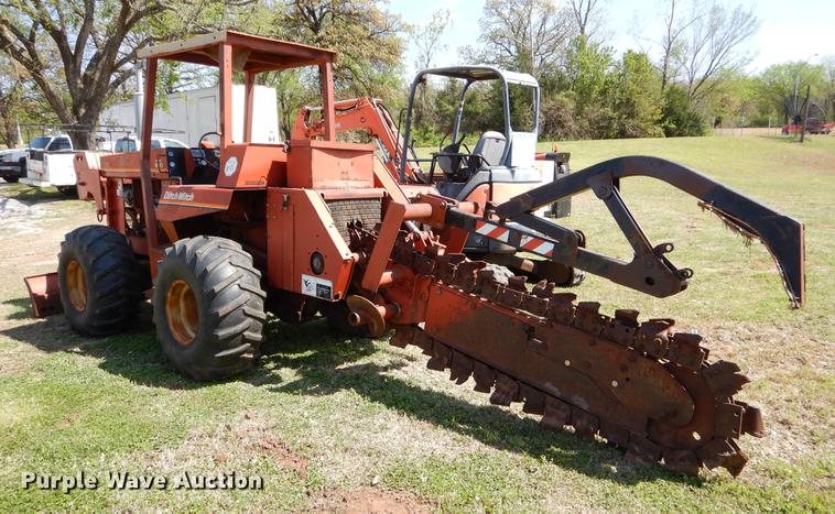 image for item EI9063 Ditch Witch 6510DD trencher