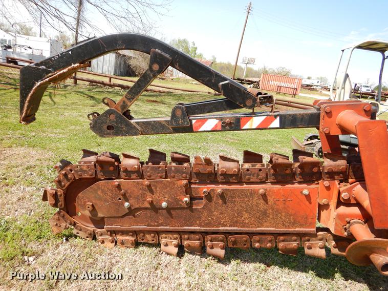 image for item EI9063 Ditch Witch 6510DD trencher