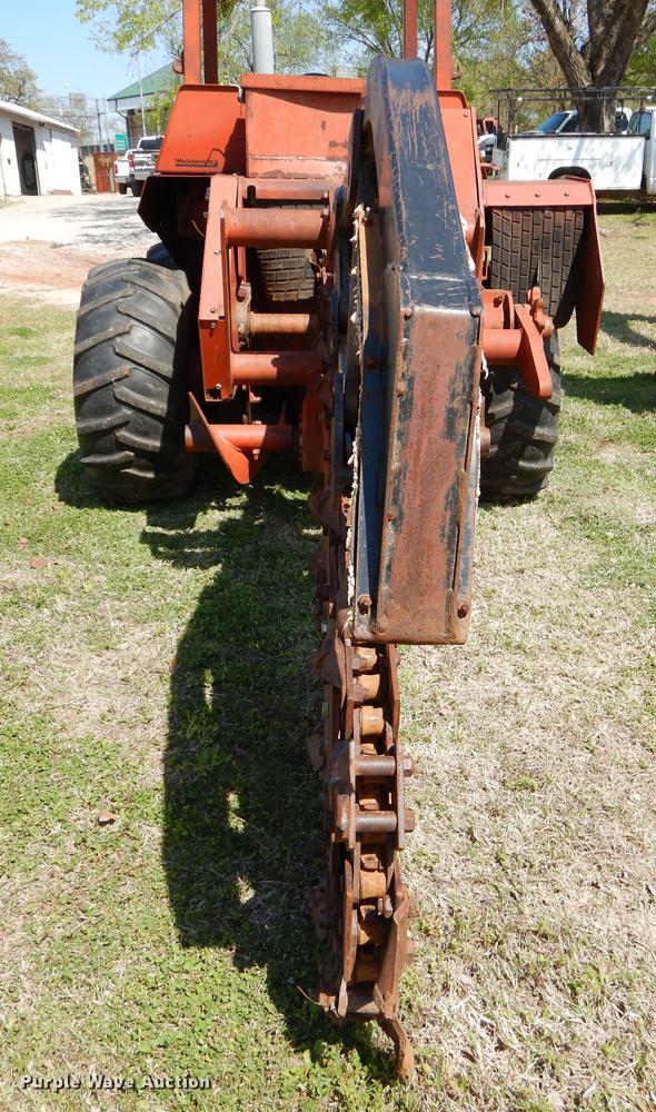 image for item EI9063 Ditch Witch 6510DD trencher