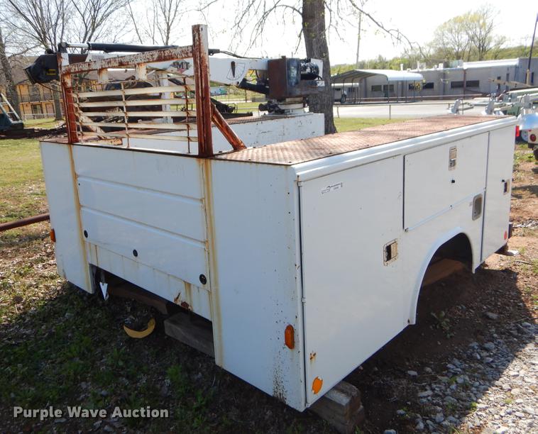 image for item EI9066 Reading utility bed with crane