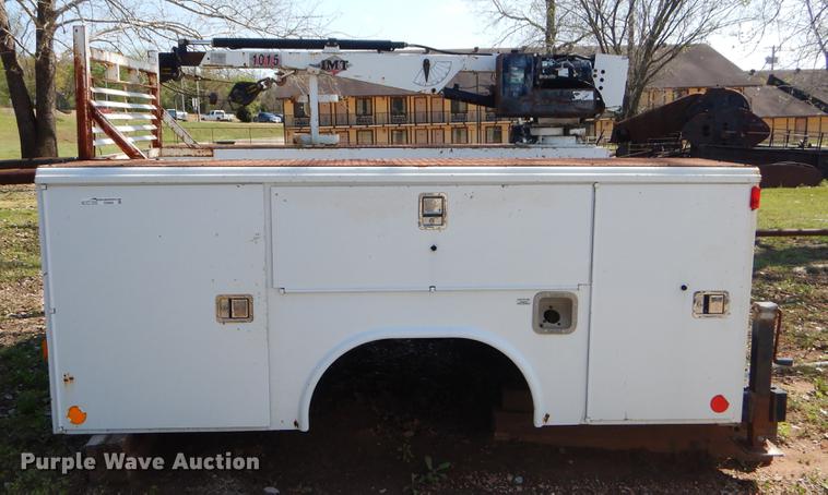 image for item EI9066 Reading utility bed with crane