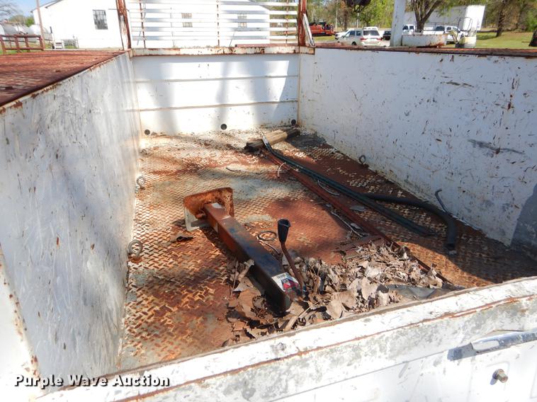 image for item EI9066 Reading utility bed with crane