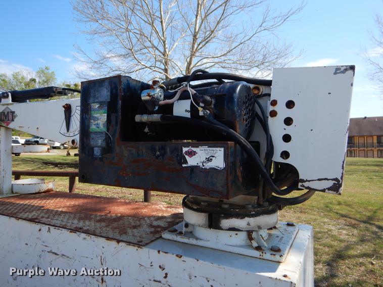 image for item EI9066 Reading utility bed with crane