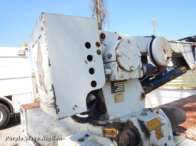 image for item EI9066 Reading utility bed with crane