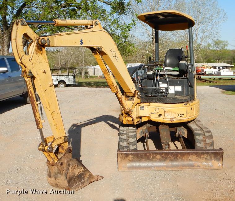 image for item EI9088 2007 Komatsu PC27MR-2 mini excavator