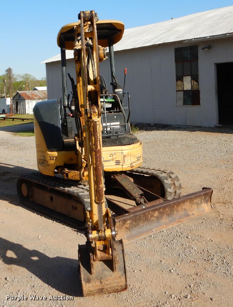 image for item EI9088 2007 Komatsu PC27MR-2 mini excavator