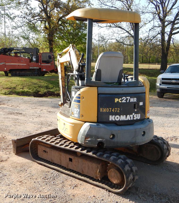 image for item EI9088 2007 Komatsu PC27MR-2 mini excavator