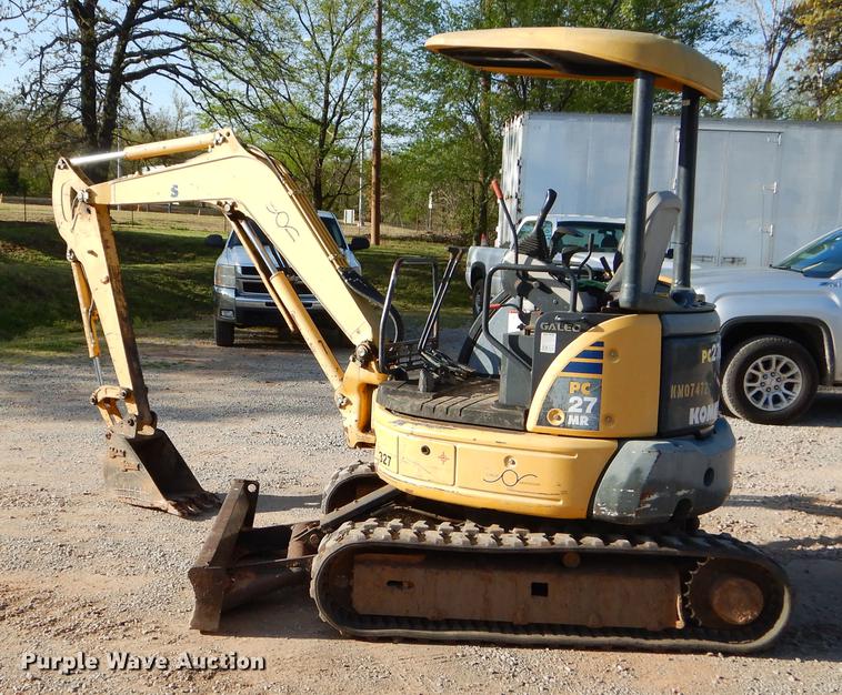 image for item EI9088 2007 Komatsu PC27MR-2 mini excavator