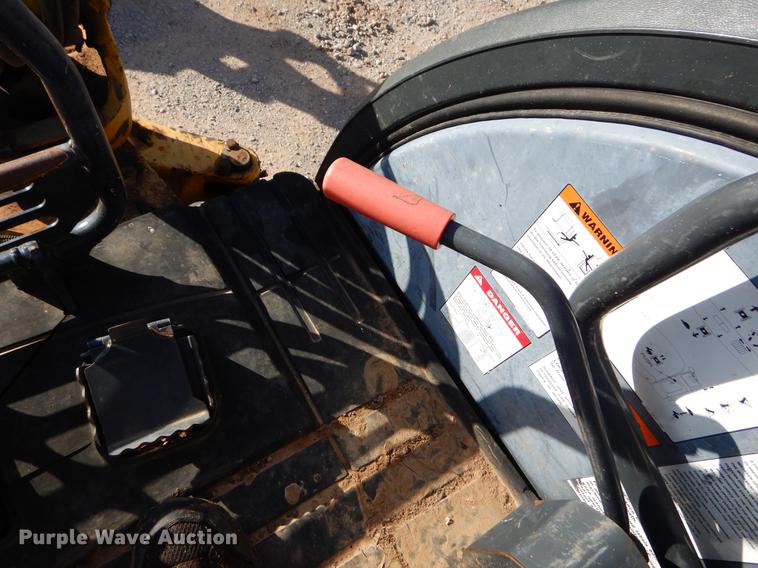 image for item EI9088 2007 Komatsu PC27MR-2 mini excavator