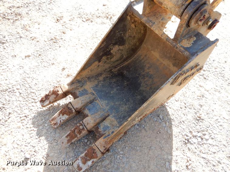 image for item EI9088 2007 Komatsu PC27MR-2 mini excavator