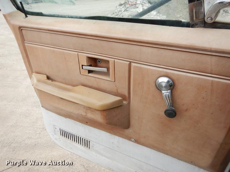 image for item EI9096 1989 Chevrolet C70 flat dump bed truck