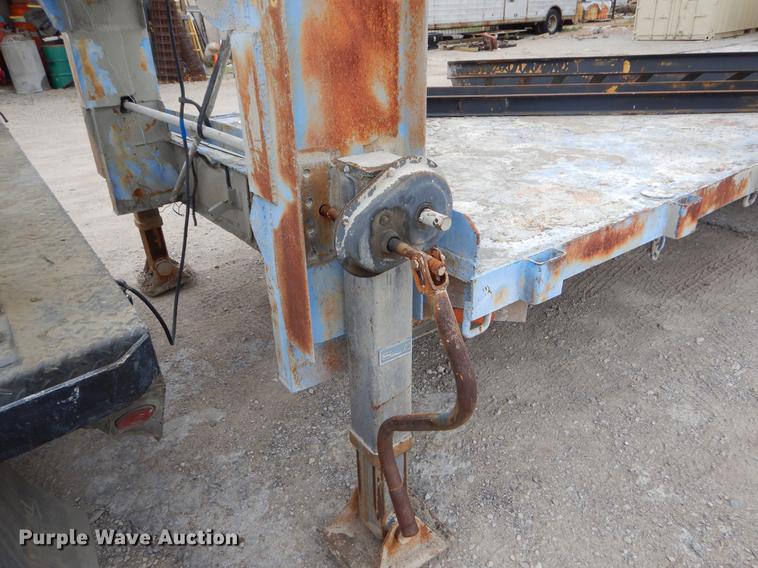 image for item EI9098 1982 Equipment trailer