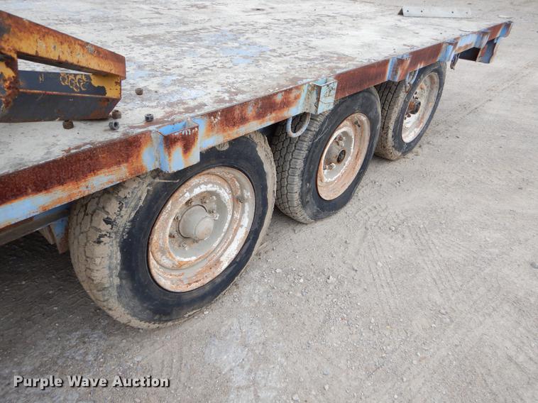image for item EI9098 1982 Equipment trailer