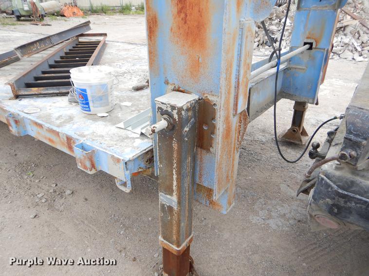 image for item EI9098 1982 Equipment trailer