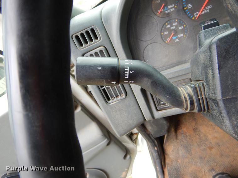 image for item EI9103 2006 International 4200 dump truck