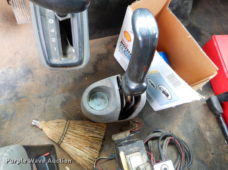 image for item EI9103 2006 International 4200 dump truck