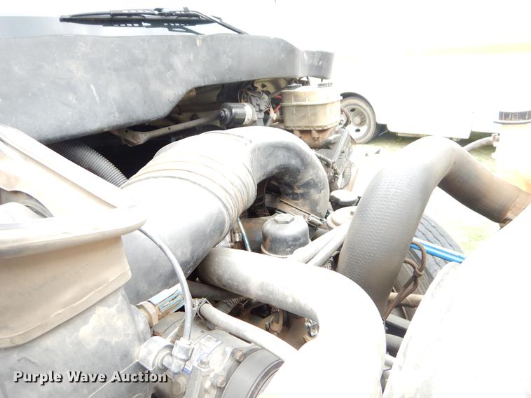 image for item EI9103 2006 International 4200 dump truck