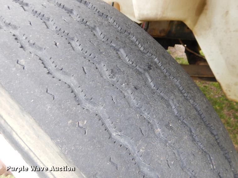 image for item EI9103 2006 International 4200 dump truck